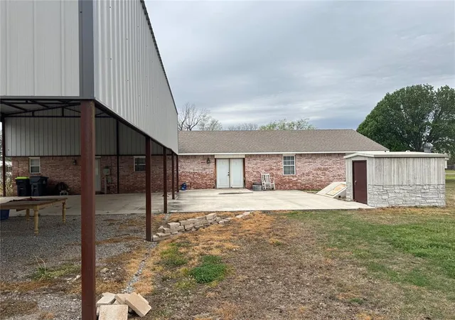 Homes for sale in Byars, OK | 280 S 2Nd St, Byars, OK 74831 | MLS# 1221398
