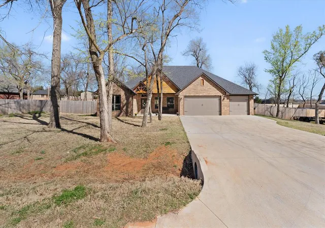 Photo 2 of Single family home for sale at 2412 Black Jack Way, Blanchard, OK 73010 | MLS# 1221440 | Listing updated on 2026-04-15