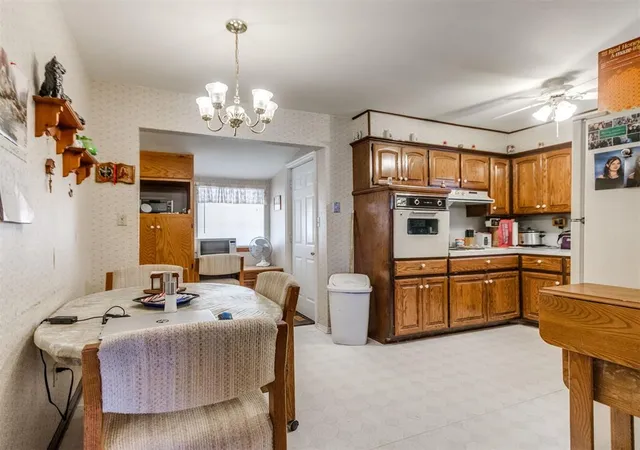 Photo 4 of Single family home for sale at 16 Red Rock Rd, Shawnee, OK 74804 | MLS# 1221471 | Listing updated on 2026-07-25