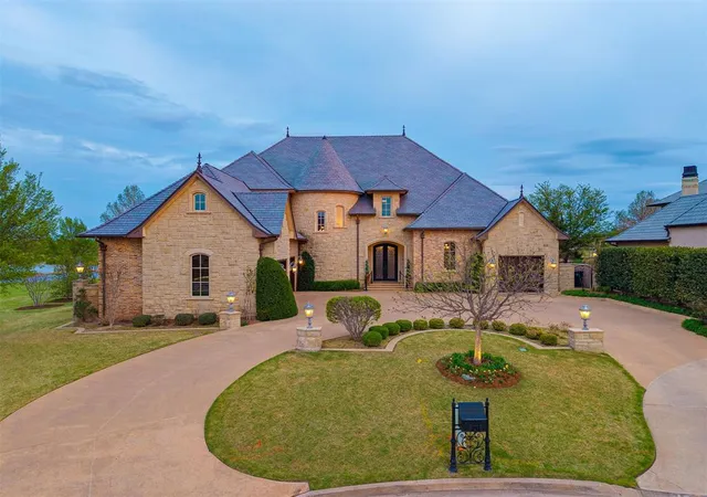 3rd image of 15016 Gaillardia Ln, Oklahoma City, OK 73142 | MLS# 1221522
