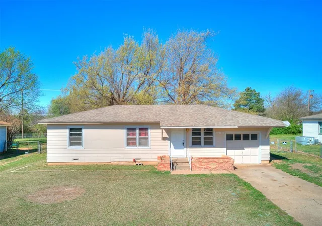Homes for sale in Oklahoma City, OK | 1117 Marydale Ave, Oklahoma City, OK 73130 | MLS# 1221575
