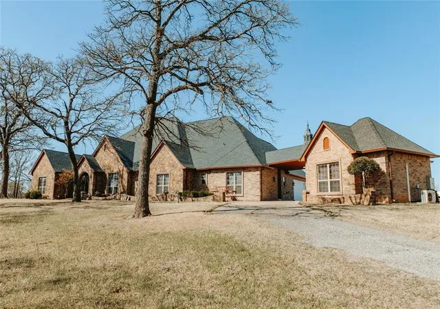 Homes for sale in Chandler, OK | 840467 S Hwy 18 Hwy, Chandler, OK 74834 | MLS# 1221587