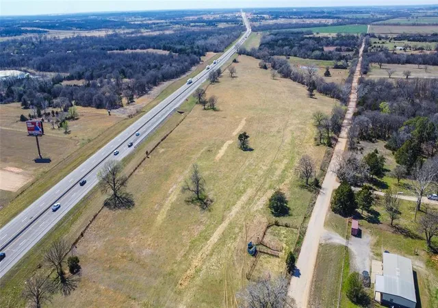 2nd image of 910 Rd, Chandler, OK 74834 | MLS# 1221653