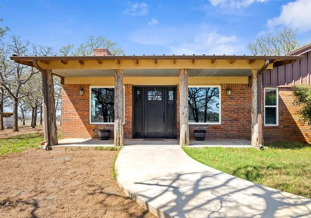Homes for sale in Foster, OK | 300636 State Hwy 29, Foster, OK 73434 | MLS# 1221693
