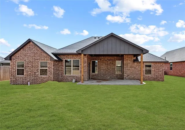 32nd image of 2703 Cloud Nine Cir, Weatherford, OK 73096 | MLS# 1221755