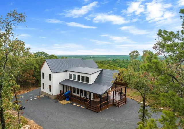 2nd image of 139 Conifer Crest Trl, Broken Bow, OK 74728 | MLS# 1221828