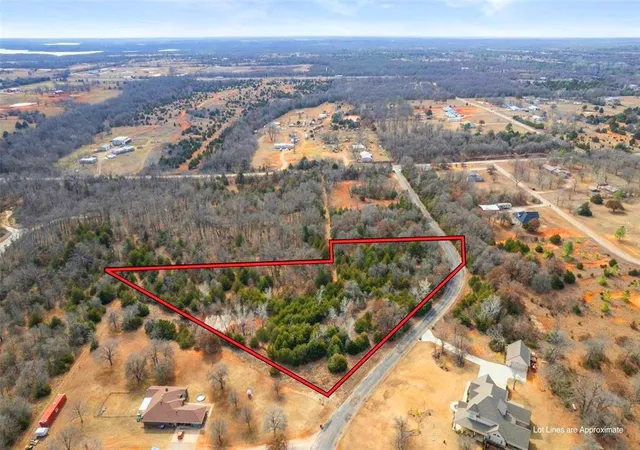 Homes for sale in Mc Loud, OK | 114 Timber Lake Dr, Mc Loud, OK 74851 | MLS# 1221897