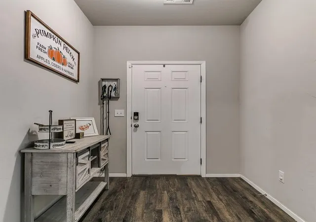 3rd image of 2220 Dillards Dr, Chickasha, OK 73018 | MLS# 1222049