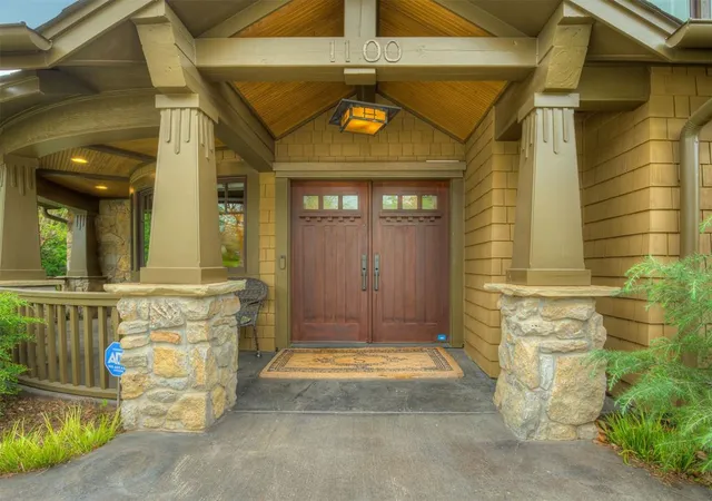 Photo 3 of Single family home for sale at 1100 Woodrow Ct, Norman, OK 73072 | MLS# 1222074 | Listing updated on 2026-10-06