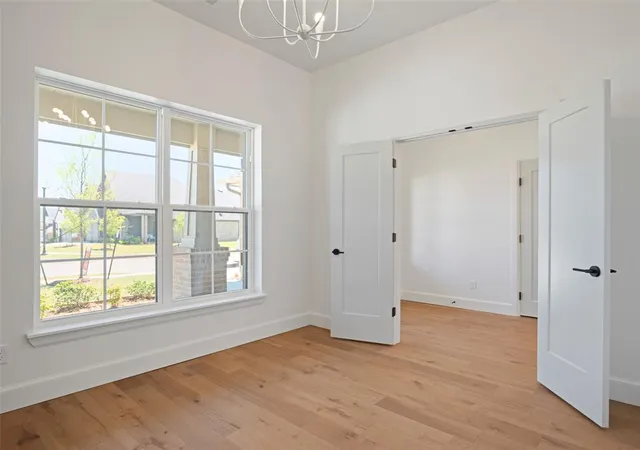 Photo 4 of Single family home for sale at 16225 Blackberry Farm Rd, Oklahoma City, OK 73013 | MLS# 1222101 | Listing updated on 2026-07-29
