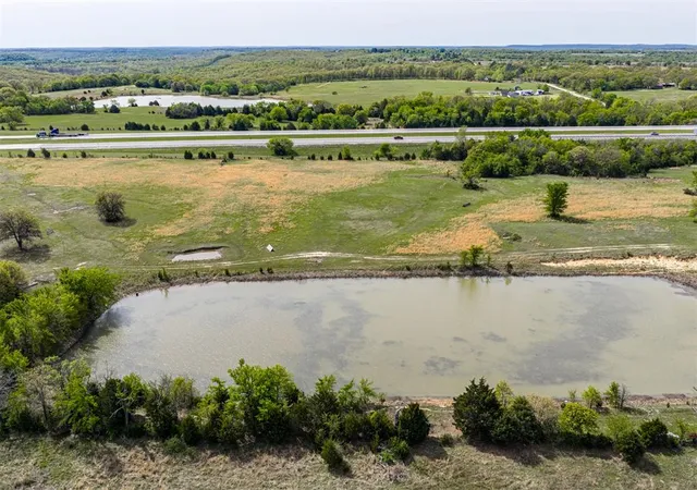5th image of 3820 Rd, Okemah, OK 74859 | MLS# 1222144
