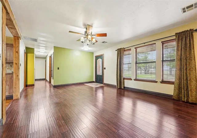 Photo 4 of Sale Pending at 7010 Alameda St, Norman, OK 73026 | MLS# 1222152 | Listing updated on 2026-08-29