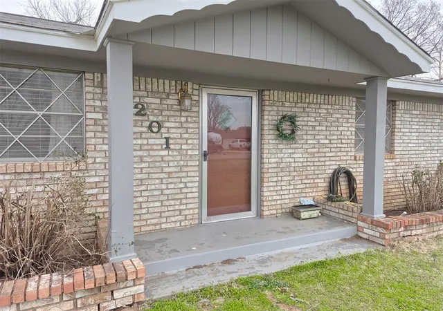 Homes for sale in Morrison, OK | 201 Taz Ave, Morrison, OK 73061 | MLS# 1222210