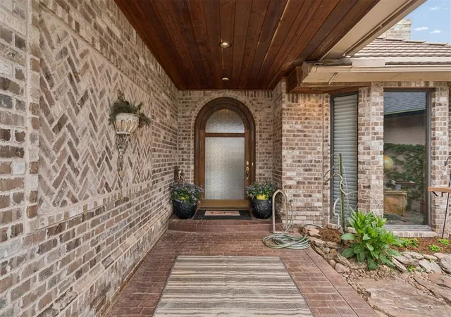3rd image of 5912 Chestnut Ct, Edmond, OK 73025 | MLS# 1222257