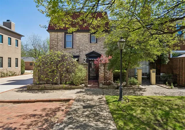 1st image of 6509 Hunting Hill Ln #30, Oklahoma City, OK 73116 | MLS# 1222302