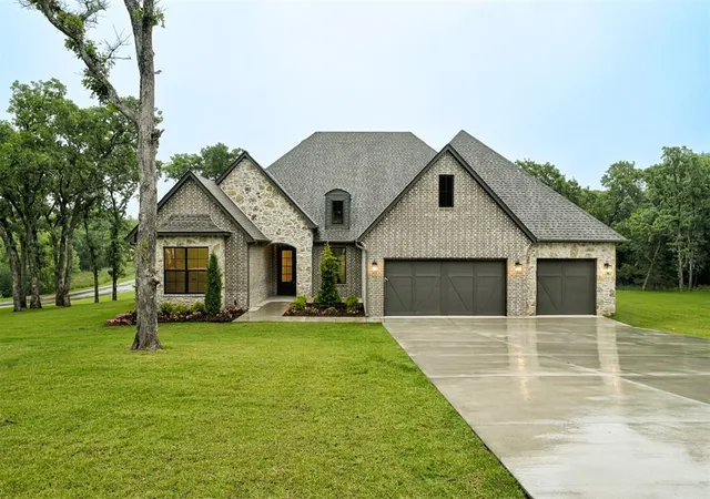 Homes for sale in Jones, OK | 14132 Magnolia Ln, Jones, OK 73049 | MLS# 1222354