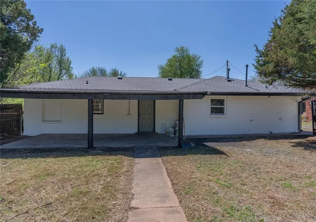 Homes for sale in Oklahoma City, OK | 9609 Ne 11th St, Oklahoma City, OK 73130 | MLS# 1222411