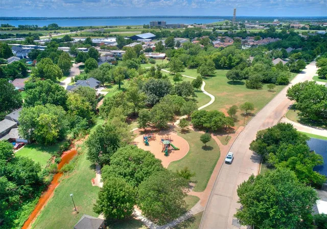 41st image of 3112 Brookhollow Rd, Oklahoma City, OK 73120 | MLS# 1222431