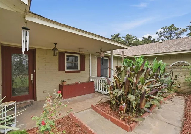 Photo 4 of Single family home for sale at 15677 US Hwy 283, Altus, OK 73521 | MLS# 1222464 | Listing updated on 2026-04-09