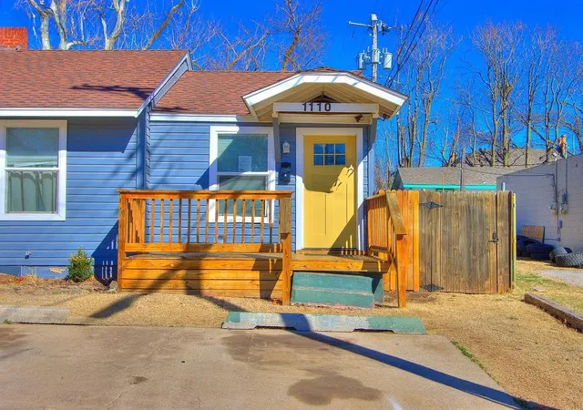 Listing Photo 2 - Condo for sale in building located at 1110 N Ross Ave, Oklahoma City, OK 73107 - Unit #