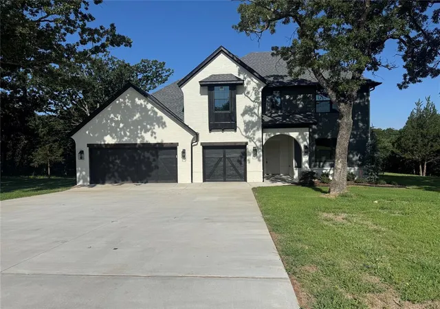 Photo 2 of Single family home for sale at 14109 Willow Ln, Jones, OK 73049 | MLS# 1222623 | Listing updated on 2026-06-10