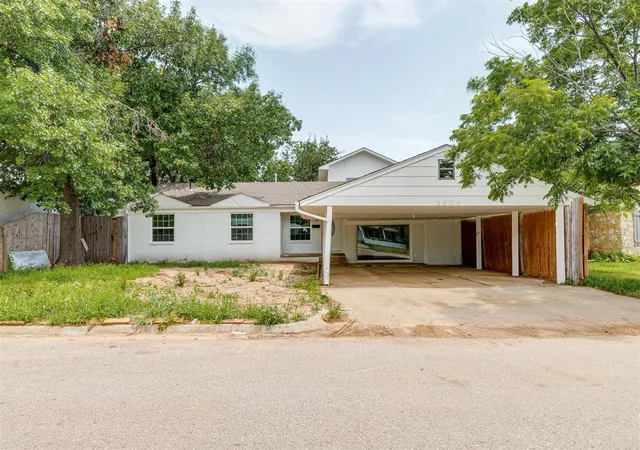 1st image of 2904 W Fairfield Ave, Oklahoma City, OK 73116 | MLS# 1222640