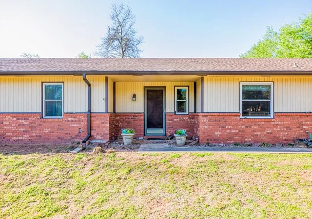 Homes for sale in Choctaw, OK | 15378 E Reno Ave, Choctaw, OK 73020 | MLS# 1222643