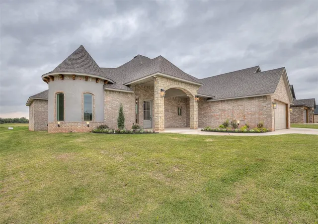 1st image of 2114 W Cole Dr, Mustang, OK 73064 | MLS# 1222654