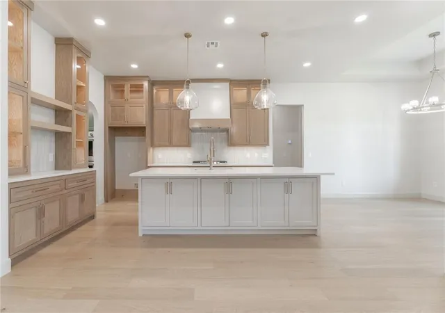 3rd image of 12975 Stagecoach Trl, Arcadia, OK 73007 | MLS# 1222684