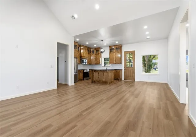 image of 114 Garrett Dr, Wynnewood, OK 73098 | MLS# 1222700