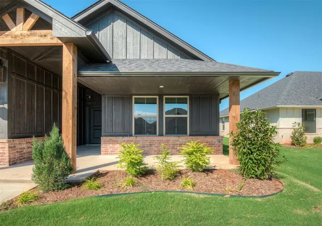 Photo 2 of Single family home for sale at 5105 Misty Wood Ln, Mustang, OK 73064 | MLS# 1222703 | Listing updated on 2026-09-17