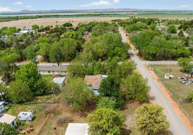Homes for sale in Apache, OK | 175 Whippoorwill Street Street, Apache, OK 73006 | MLS# 1222707