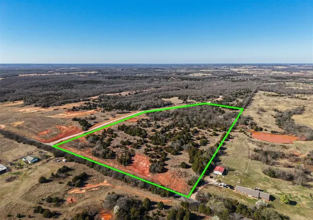Homes for sale in Mc Loud, OK | 001 E 1060 Rd, Mc Loud, OK 74851 | MLS# 1222756