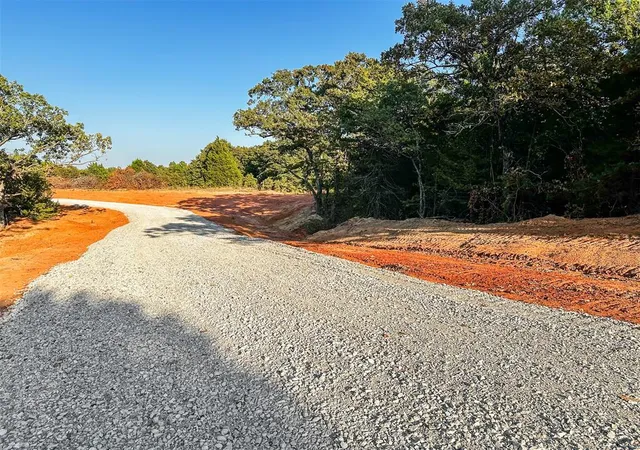 Homes for sale in Mc Loud, OK | 004 E 1060 Rd, Mc Loud, OK 74851 | MLS# 1222766