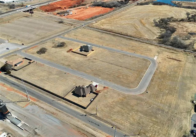 4th image of 13 Flintlock Trl, Clinton, OK 73601 | MLS# 1222838