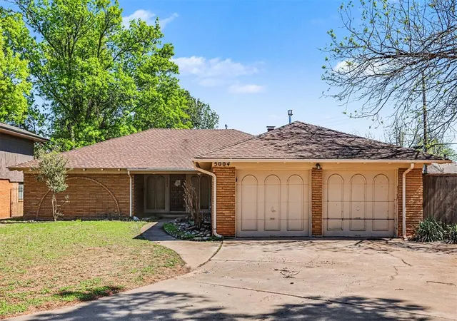 Homes for sale in Oklahoma City, OK | 5004 Nw 61st Pl, Oklahoma City, OK 73122 | MLS# 1222875