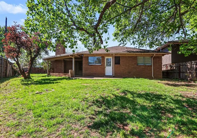 Homes for sale in Oklahoma City, OK | 5004 Nw 61st Pl, Oklahoma City, OK 73122 | MLS# 1222875
