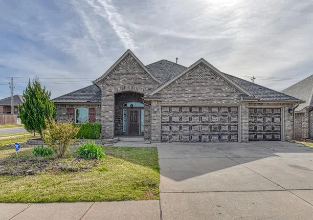 Photo 1 of Sale Pending at 1100 Bryan Dr, Moore, OK 73160 | MLS# 1222880 | Listing updated on 2026-04-28