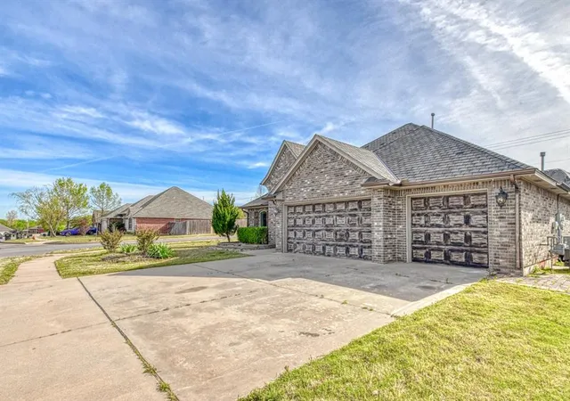 Photo 3 of Sale Pending at 1100 Bryan Dr, Moore, OK 73160 | MLS# 1222880 | Listing updated on 2026-04-28