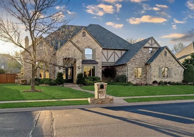 1st image of 8217 Nw 125th St, Oklahoma City, OK 73142 | MLS# 1222885