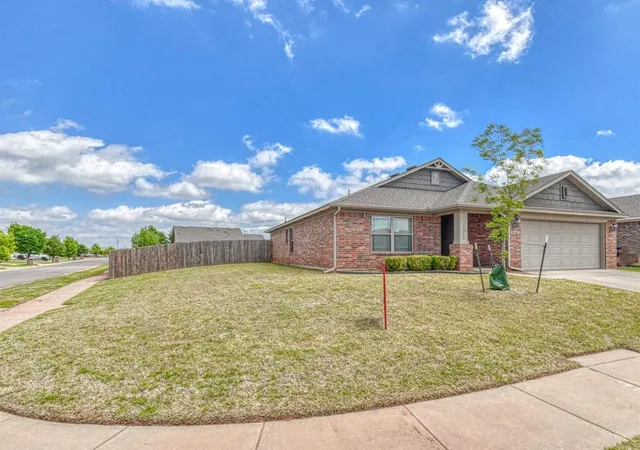2nd image of 19108 Vea Dr, Edmond, OK 73012 | MLS# 1222904