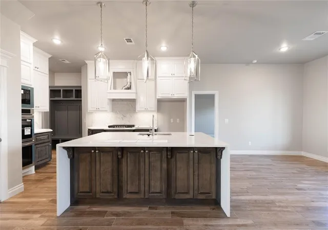 Photo 3 of Single family home for sale at 11109 Nw 90th Street, Yukon, OK 73099 | MLS# 1222908 | Listing updated on 2026-10-28