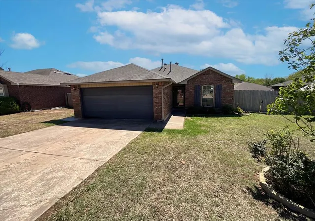 Homes for sale in Noble, OK | 504 Woodbriar, Noble, OK 73068 | MLS# 1222985