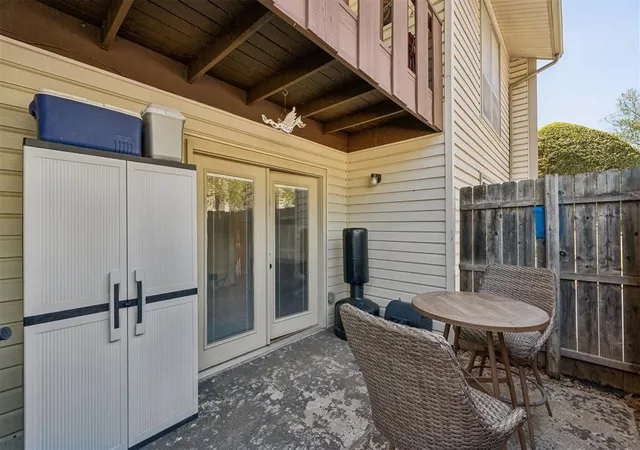 image of 850 Cardinal Creek Blvd, Norman, OK 73072