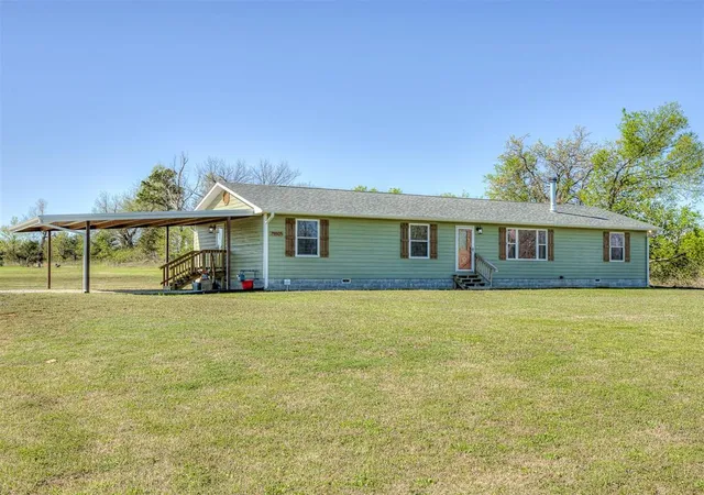 Homes for sale in Mc Loud, OK | 29605 Kickapoo Rd, Mc Loud, OK 74851 | MLS# 1223062