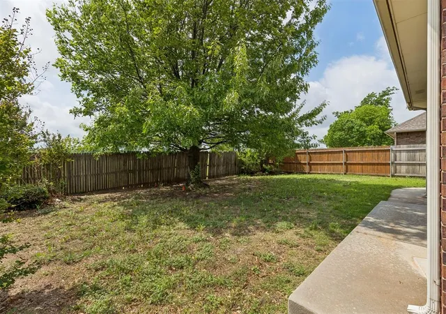36th image of 1308 River Birch Dr, Yukon, OK 73099 | MLS# 1223099