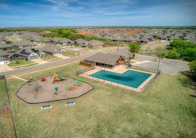 4th image of 12900 Nw 143Rd St, Piedmont, OK 73078 | MLS# 1223126