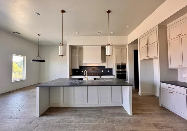 Photo 4 of Single family home for sale at 4000 Blue Ridge Ave, Newcastle, OK 73072 | MLS# 1223148 | Listing updated on 2026-10-07