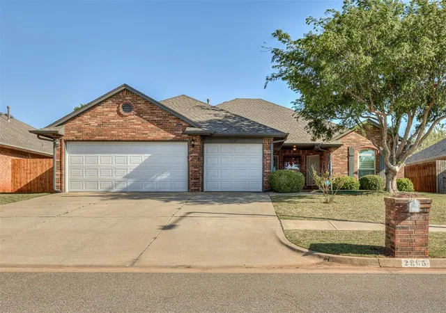 1st image of 2805 Nw 166th St, Edmond, OK 73012 | MLS# 1223296