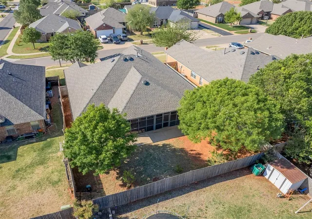 50th image of 2805 Nw 166th St, Edmond, OK 73012 | MLS# 1223296